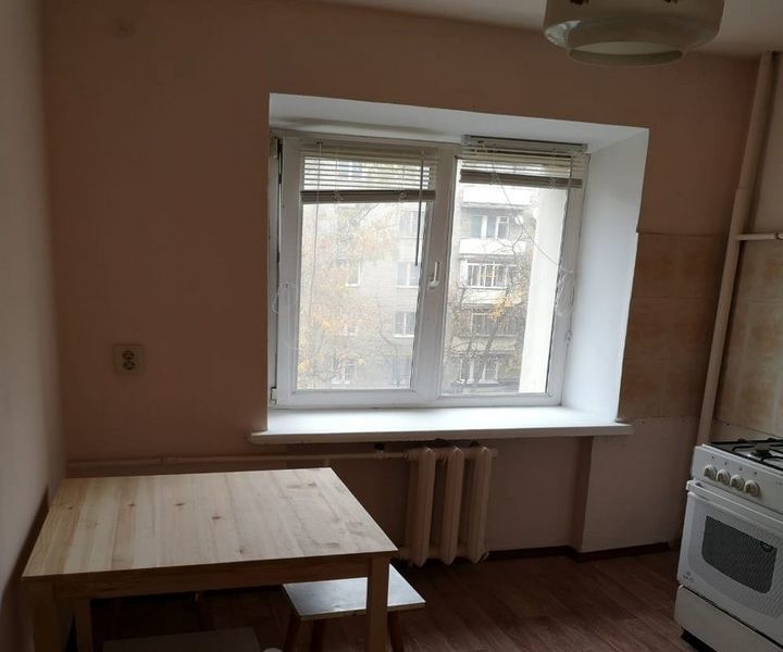 Сдам 3-к квартиру в хорошем доме с чистым подъездом.