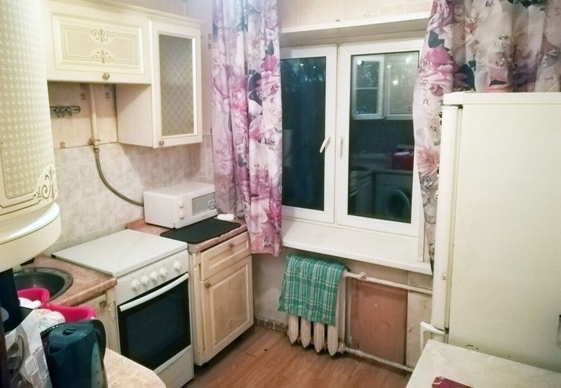 Продам 2-комнатную квартиру по отличной цене.